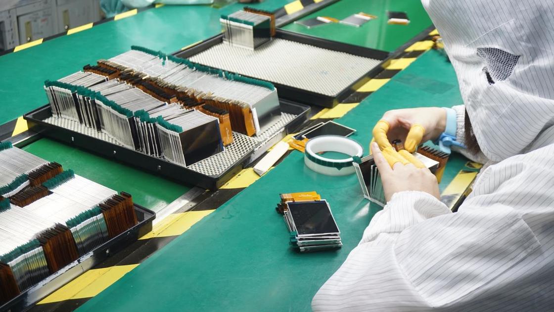 Polcd OEM ODM 2.8 Inch 240*320 IPS TFT LCD Screen Module with High Visibility Display